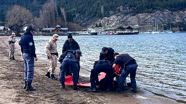 Investigan la muerte de una mujer en las aguas del Lácar en San Martín de los Andes.