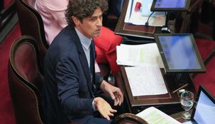 Martín Lousteau criticó el paquete fiscal durante las reuniones de comisión.