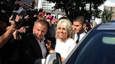 La jueza que casó a Wanda e Icardi reveló cómo definió Nara su profesión en el Registro Civil La jueza que casó a Wanda e Icardi reveló cómo definió Nara su profesión en el Registro Civil