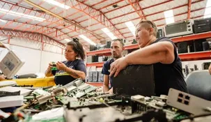 El Gobierno ordenó suspender y sumariar a casi 200 cooperativas de trabajo.