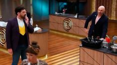 El fuerte cruce entre dos jurados de Masterchef Celebrity: Esto no puede quedar así El fuerte cruce entre dos jurados de Masterchef Celebrity: Esto no puede quedar así