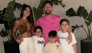 Lionel Messi festejó Año Nuevo junto a Antonela Roccuzzo y sus hijos Thiago, Ciro y Mateo. Lionel Messi festejó Año Nuevo junto a Antonela Roccuzzo y sus hijos Thiago, Ciro y Mateo.
