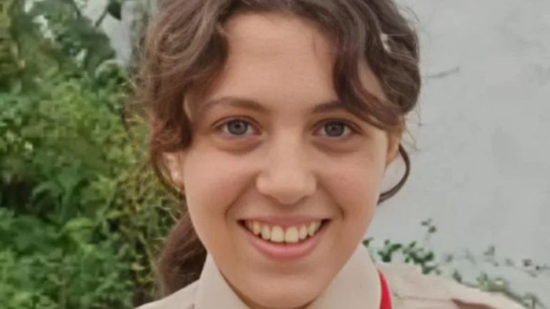La joven de 14 años.