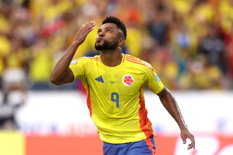 El delantero de River metió el quinto gol para Colombia.