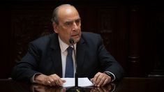 “Yo personalmente chequeé como el presidente de bloque el día anterior que estuvieran confirmados los 38 votos, señaló Francos.&nbsp;