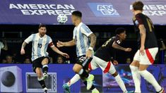 En la era Scaloni, la Seleccióm jugó 4 veces por Eliminatorias donde obtuvo 3 victorias, un empate y una derrota En la era Scaloni, la Seleccióm jugó 4 veces por Eliminatorias donde obtuvo 3 victorias, un empate y una derrota