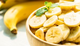 Comer una banana a la mañana puede dar la energía necesaria para arrancar el día y ayudar a combatir la depresión.