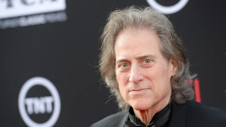 Murió Richard Lewis