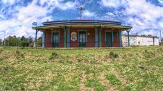 La localidad bonaerense se ubica a poco más de 100 kilómetros de la Ciudad de Buenos Aires.&nbsp;