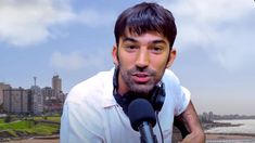 Pedro Rosemblat hablo sobre las críticas de Milei a Lali en la apertura de su programa en Gelatina. Pedro Rosemblat hablo sobre las críticas de Milei a Lali en la apertura de su programa en Gelatina.