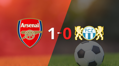 Arsenal venció por la mínima a FC Zurich