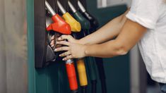 YPF ofrece trabajo en Argentina: cuáles son los requisitos y cómo postularse YPF ofrece trabajo en Argentina: cuáles son los requisitos y cómo postularse