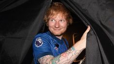 Ed Sheeran fue incripto en el Ipswich Town de la segunda división de Inglaterra Ed Sheeran fue incripto en el Ipswich Town de la segunda división de Inglaterra