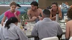 Martina volvió a la casa de Gran Hermano 2024 luego de su desmayo. Martina volvió a la casa de Gran Hermano 2024 luego de su desmayo.