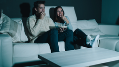 Mano de hierro se estrenó el 15 de marzo en Netflix y, en apenas tres días, escaló hasta lo más alto del ranking de las series más vistas en la Argentina.