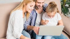 Quienes quieran recibir AUH en febrero deberán presentar un comprobante. Quienes quieran recibir AUH en febrero deberán presentar un comprobante.