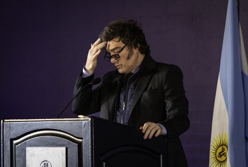 La imagen de Javier Milei continúa a la baja.