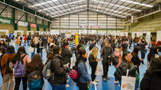 El evento une a las empresas con propuestas laborales y los postulantes a un trabajo. El evento une a las empresas con propuestas laborales y los postulantes a un trabajo.