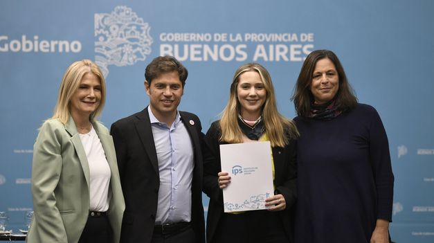 Axel Kicillof anunció un 30% de aumento para jubilados bonaerenses que cobran la mínima.
