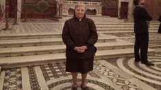 Martha Pelloni en la Capilla Sixtina. Martha Pelloni en la Capilla Sixtina.