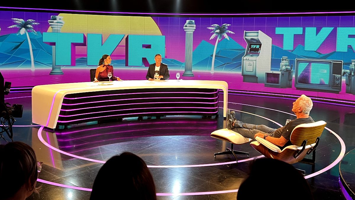 Vuelve TVR a C5N: humor, archivos y grandes figuras con Juan Di Natale y Carolina Papaleo