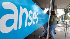 ANSES paga tanto Asignación Universal por Hijo (AUH) como Asignación Familiar por Hijo (AFH). ¿Cuál es la diferencia? ANSES paga tanto Asignación Universal por Hijo (AUH) como Asignación Familiar por Hijo (AFH). ¿Cuál es la diferencia?