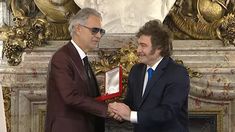 Andrea Bocelli cantó en el Salon Blanco de Casa Rosada. Andrea Bocelli cantó en el Salon Blanco de Casa Rosada.