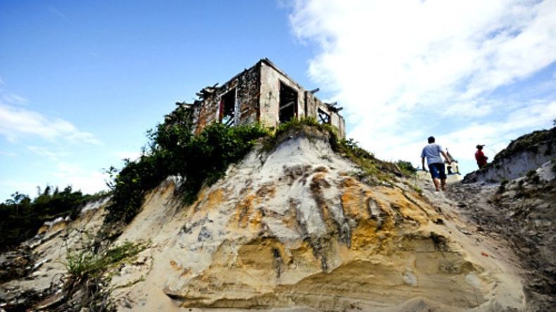 El misterio que envuelve a este pueblo cuenta con dos teorías que intentan explicar su abandono.