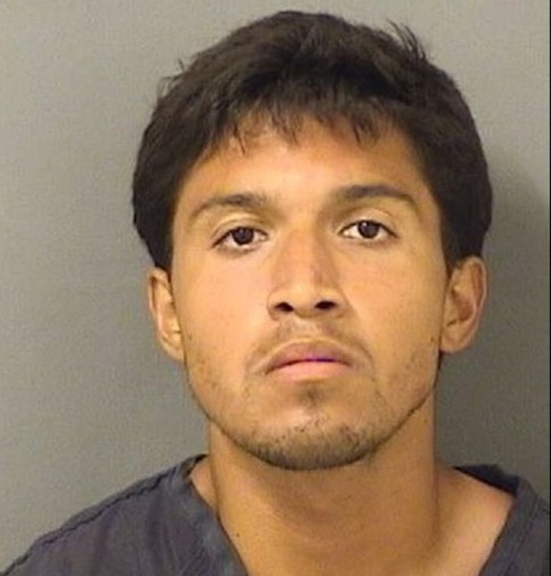 La foto del hombre de 23 años que saltó el muro de la propiedad de Trump.