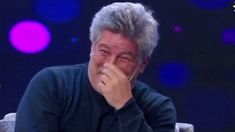 Pachu Peña, tentado de risa con los parecidos de Bienvenidos a Bordo Pachu Peña, tentado de risa con los parecidos de Bienvenidos a Bordo