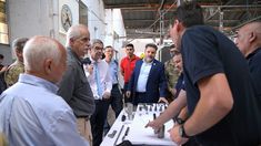 Taiana recorrió las plantas de armas, municiones y fundas de chalecos antibalas de la Fábrica Militar Fray Luis Beltrán.