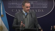 El vocero presidencial Manuel Adorni se refirió a la cotización del dólar blue en conferencia de prensa.&nbsp;