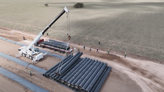 Confirmaron que la obra del Gasoducto Néstor Kirchner&nbsp; marcha dentro de los tiempos previstos y estará lista para el próximo invierno.