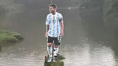 Las imágenes de la gigantografía de Lionel Messi en India dieron la vuelta al mundo. Las imágenes de la gigantografía de Lionel Messi en India dieron la vuelta al mundo.