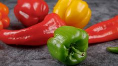 El truco para sacarle lo picante a los ajíes de forma sencilla. El truco para sacarle lo picante a los ajíes de forma sencilla.