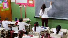 Vuelta a clases: la insólita lista de pedidos de una maestra que se hizo viral. Vuelta a clases: la insólita lista de pedidos de una maestra que se hizo viral.