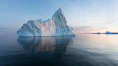 Alerta mundial: se desprende un iceberg de 4.000 kilómetros y se dirige al Océano Antártico