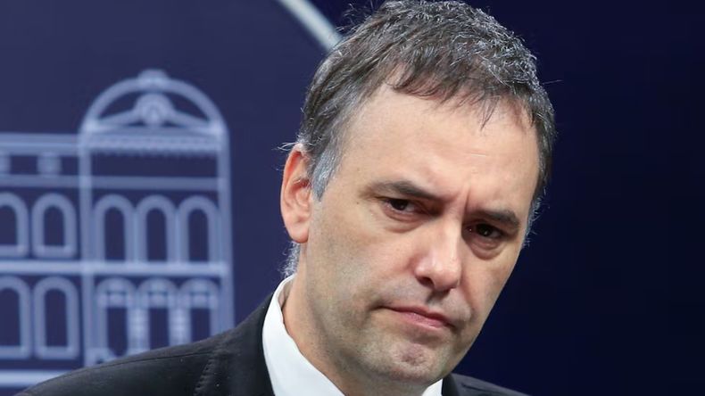 La Justicia avanza con peritaje del celular vinculado a la refacciónde la casa de Adorni.