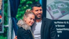 El Kun Agüero estaría distanciado de Sofía Calzetti. El Kun Agüero estaría distanciado de Sofía Calzetti.