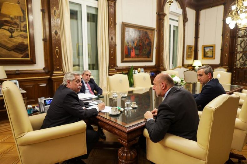 Alberto Fernández se reunió con Omar Perotti.