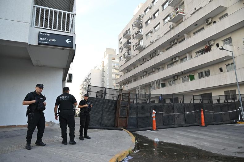 La investigación está en curso e intenta determinar qué ocurrió con el estacionamiento.