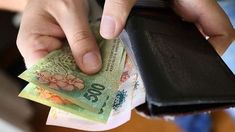 Pérdida del poder adquisitivo: Argentina tiene el salario mínimo más bajo de la región Pérdida del poder adquisitivo: Argentina tiene el salario mínimo más bajo de la región