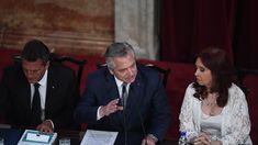 El Presidente aseguró que el dinero de la deuda que tomó el macrismo fue utilizado para financiar la fuga de capitales. El Presidente aseguró que el dinero de la deuda que tomó el macrismo fue utilizado para financiar la fuga de capitales.