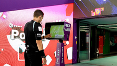 La FIFA reveló el sorprendente cambio que se implementará en el VAR. La FIFA reveló el sorprendente cambio que se implementará en el VAR.