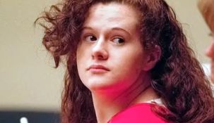 Christa Pike durante una audiencia para un nuevo juicio, el 12 de enero de 2001.