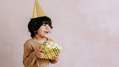 Todos los lunes podés acceder a un reintegro del 10% pagando en comercios adheridos con la tarjeta de débito con la que cobrás tu prestación. Todos los lunes podés acceder a un reintegro del 10% pagando en comercios adheridos con la tarjeta de débito con la que cobrás tu prestación.