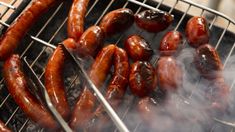 Los nutricionistas recomiendan reducir el consumo de chorizo y morcilla. Los nutricionistas recomiendan reducir el consumo de chorizo y morcilla.