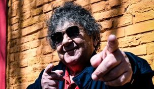 Cacho Deicas le puso punto final a su carrera en Los Palmeras. Cacho Deicas le puso punto final a su carrera en Los Palmeras.