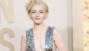 Julia Garner, encarnará la nueva versión femenina de Silver Surfer, ingresando en el Universo Cinematográfico de Marvel y manifestó sentirse muy contenta al respecto.