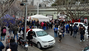 Neuquén: docentes comenzaron otras 72 horas de paro en rechazo al plus del presentismo. Neuquén: docentes comenzaron otras 72 horas de paro en rechazo al plus del presentismo.